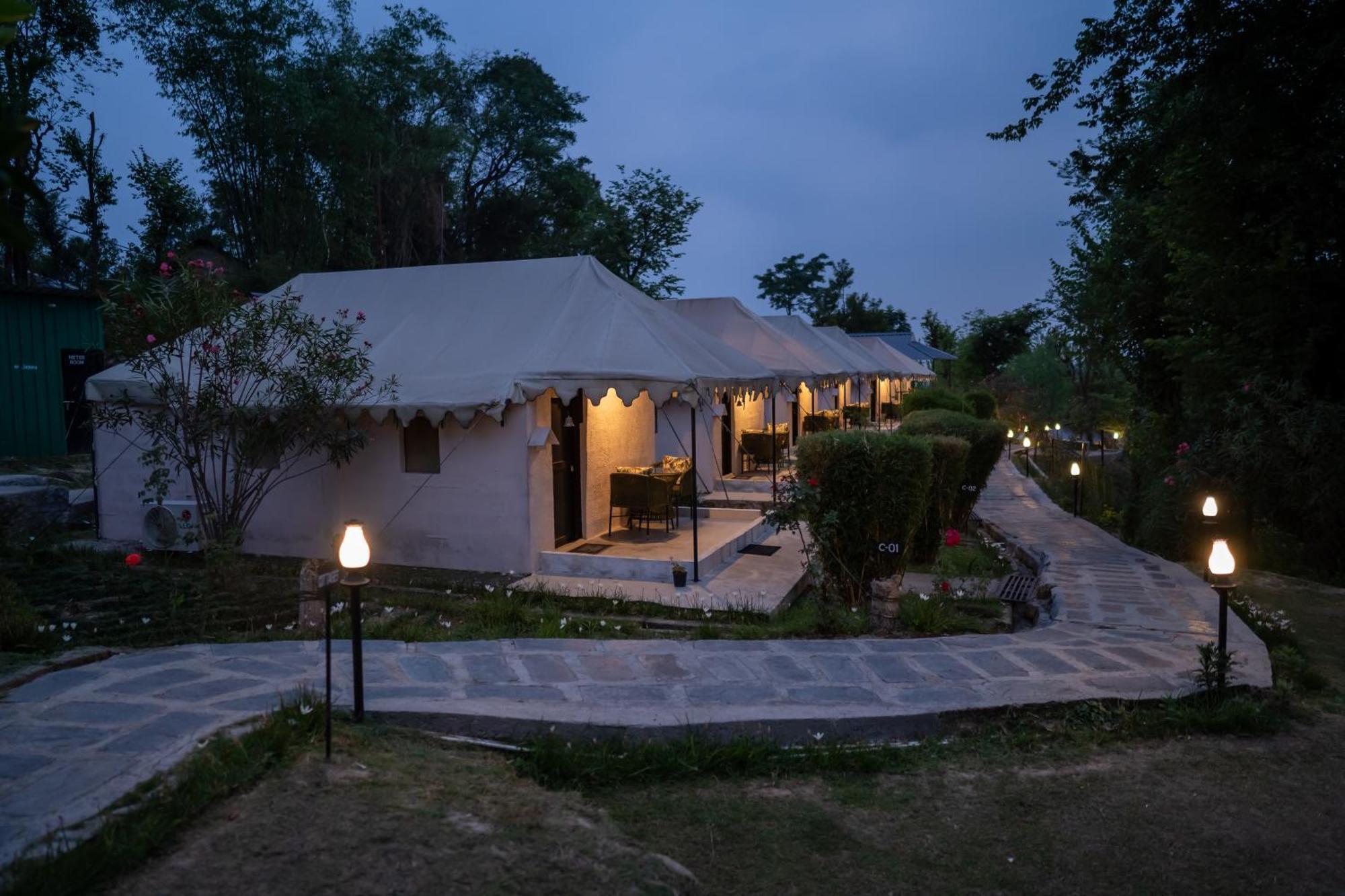 Dev Bhoomi Farms & Cottages Dharamshala Exterior photo