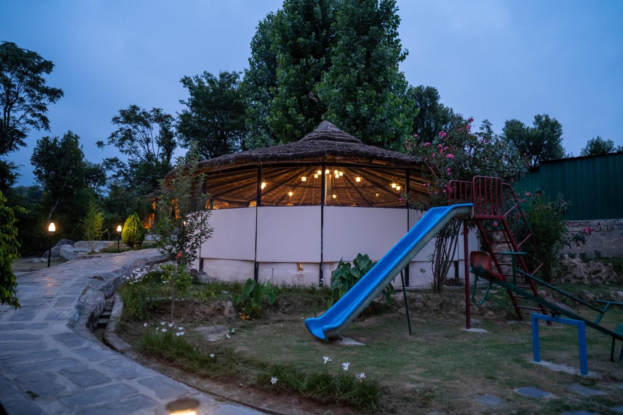 Dev Bhoomi Farms & Cottages Dharamshala Exterior photo